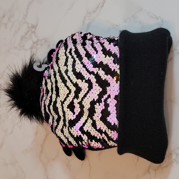 OMG pink & silver Reversible chevron pattern Sequin Hat & gloves - Picture 2 of 7